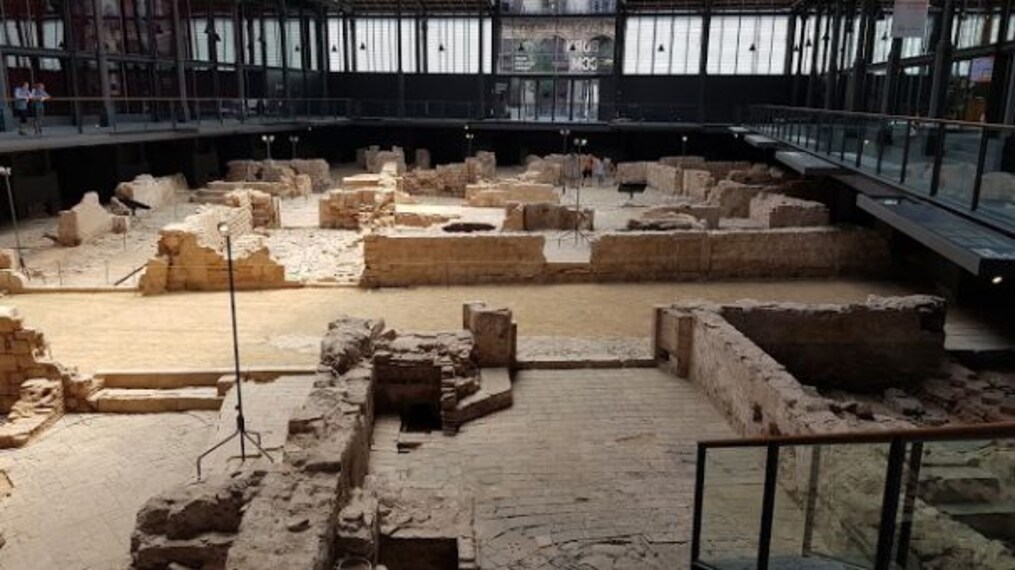 Born Cultural Centre-2